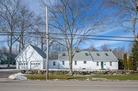 27 Union St, Camden, ME 04843