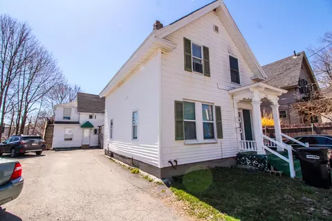 163 Warren St, Bangor, ME 04401