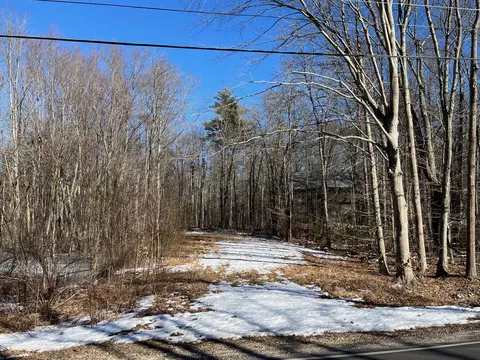 8032 1 Goodwin Rd, Eliot, ME 03903