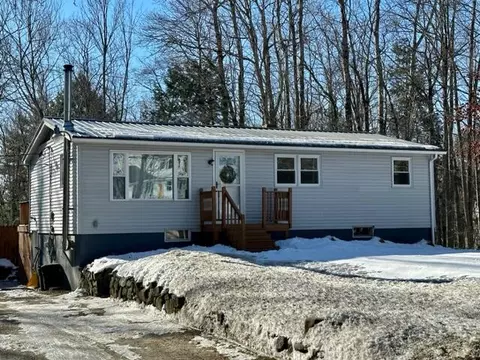 259 Meadow Hill Rd, Manchester, ME 04351