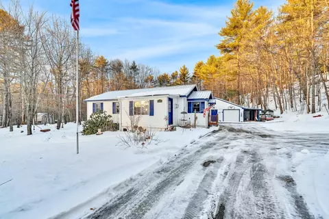 1336 Maine St, Poland, ME 04274