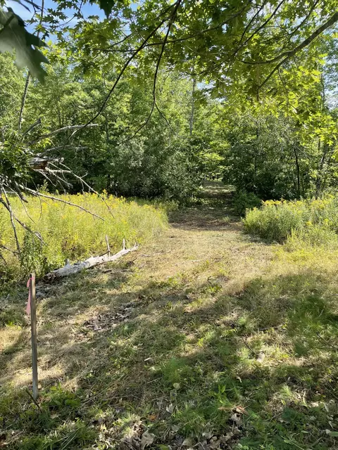 3 Ridgewood Dr, Pittston, ME 04345
