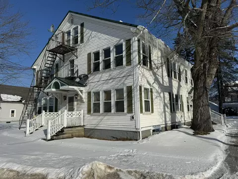 6 High St, Fort Fairfield, ME 04742