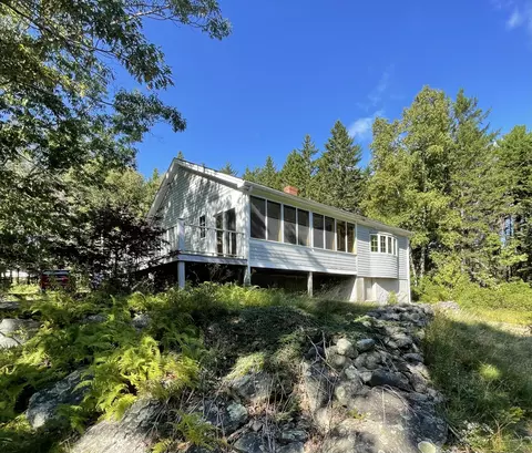 25 Felecity Ln, Blue Hill, ME 04614