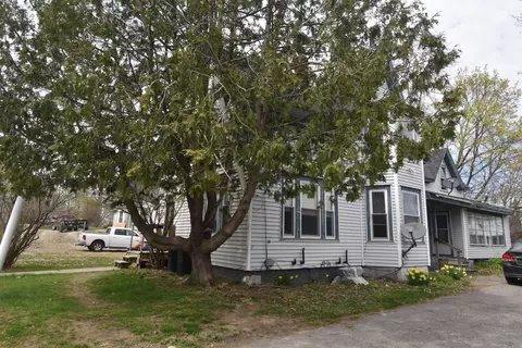 118 Nichols St, Pittsfield, ME 04967