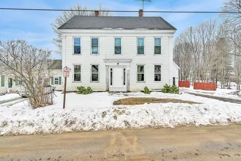 20 Judson St, Mechanic Falls, ME 04256
