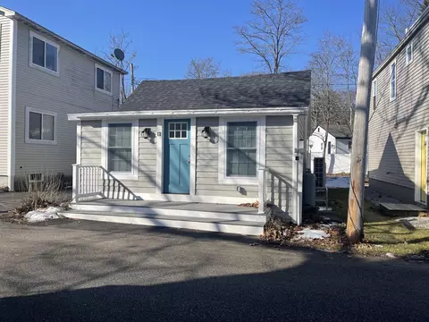 12 Thirteenth St, Old Orchard Beach, ME 04064