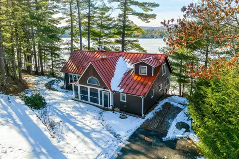 10 Hummingbird Ln, Waterboro, ME 04087