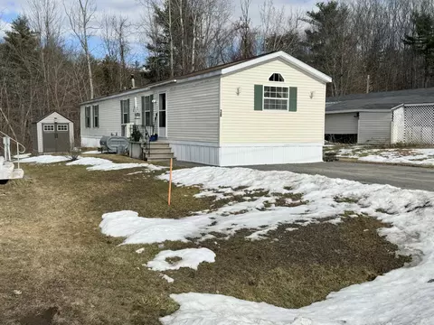 499 Augusta Rd #30, Winslow, ME 04901