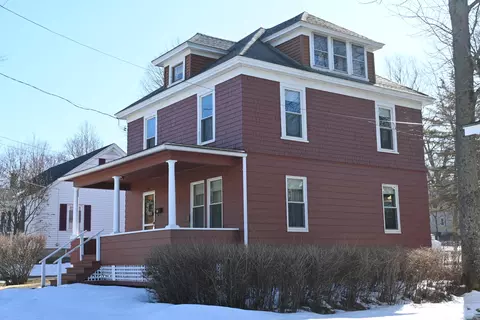 50 School St, Augusta, ME 04330
