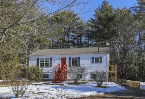 43 W Waldo Rd, Belfast, ME 04915