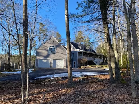 279 Indian Point Rd, Georgetown, ME 04548