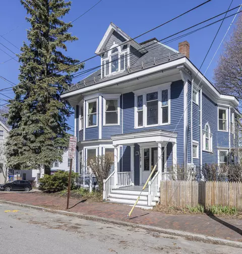145 Sherman St #C, Portland, ME 04101
