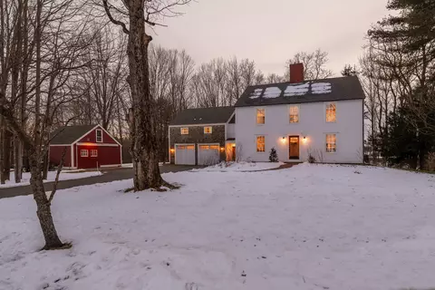 306 Tuttle Rd, Cumberland, ME 04021