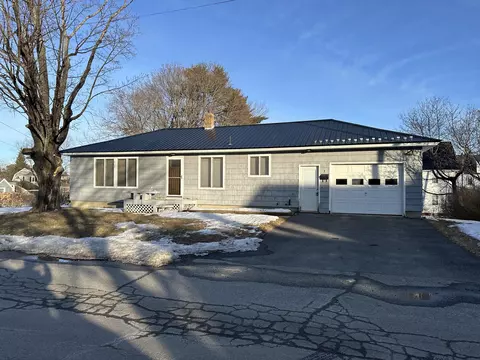 3 Mae Ter, Waterville, ME 04901