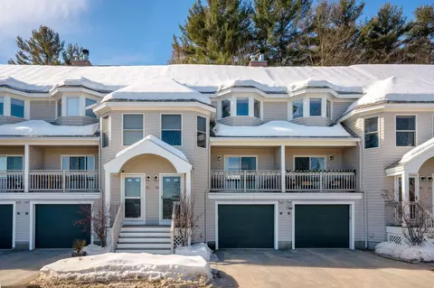 135 Vernon St #1D, Bethel, ME 04217