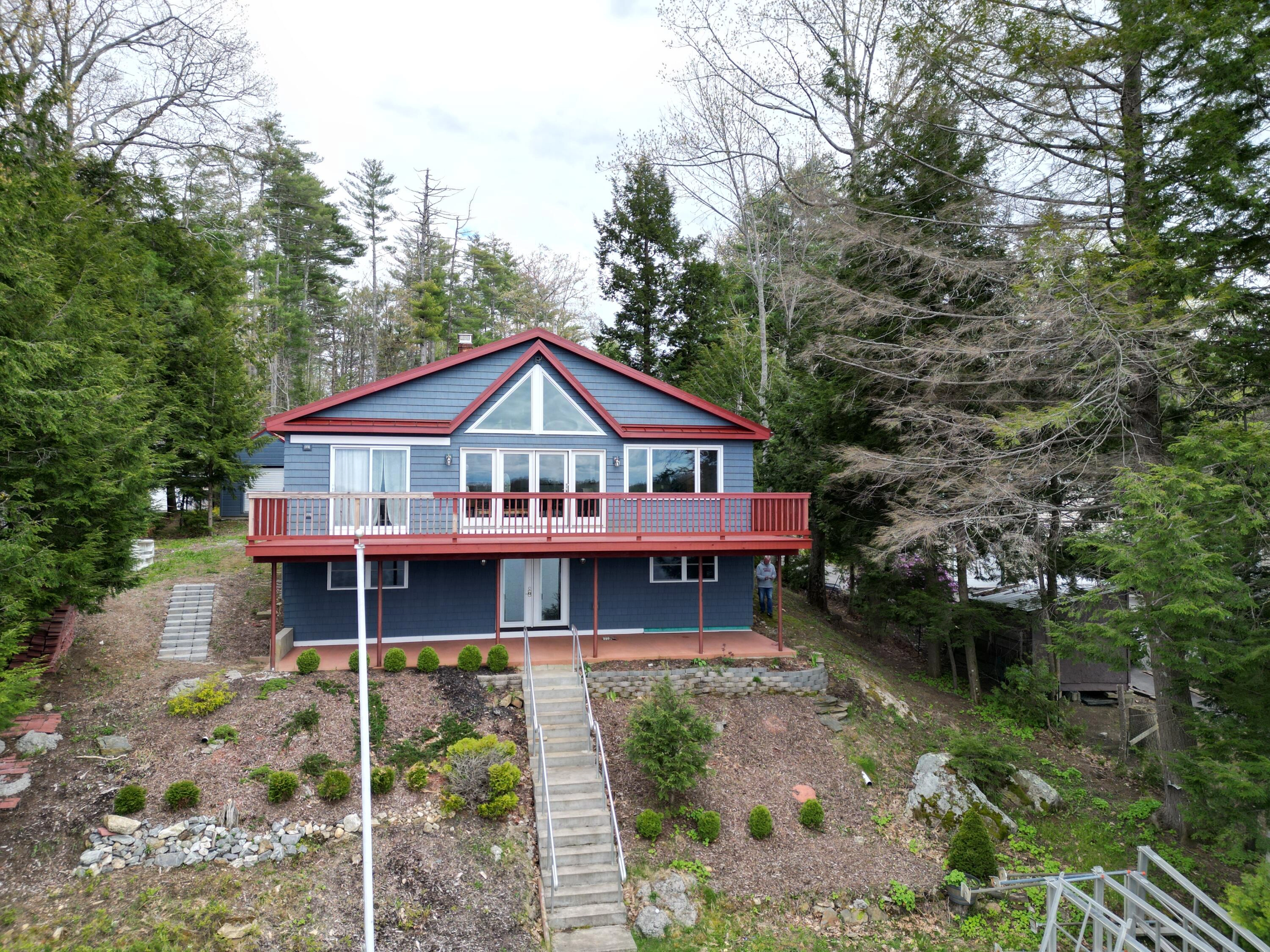 8 Loon Ln  
