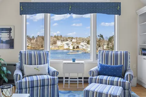 59 Mcfarland Point Dr #13, Boothbay Harbor, ME 04538