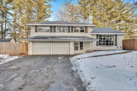 1088 Waterville Rd, Skowhegan, ME 04976