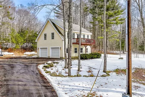 185 Jackson Rd, Waldoboro, ME 04572