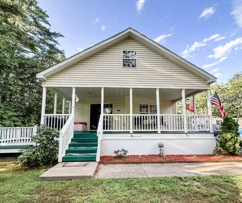 5 Liberty Dr, Standish, ME 04084