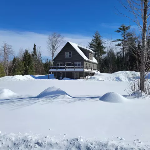 20 Eagle Ridge Rd, Bethel, ME 04217