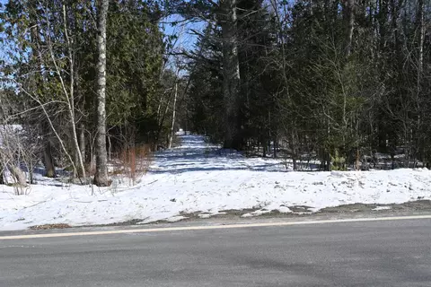 M14 L11 East Madison Road, Madison, ME 04950