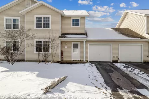 4 Hornet St #4, Brunswick, ME 04011