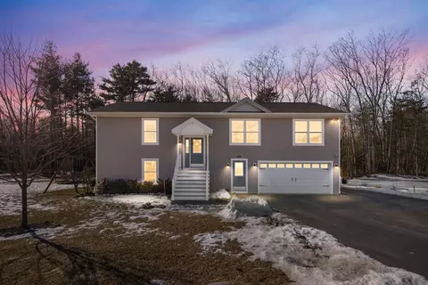40 Homewood Blvd, Old Orchard Beach, ME 04064