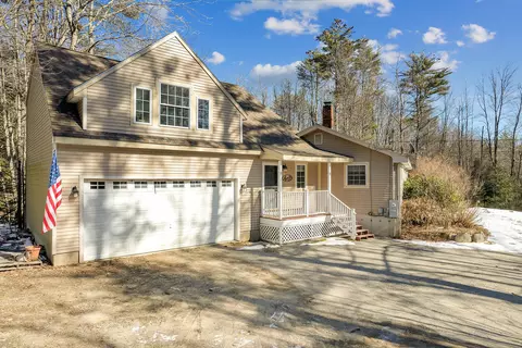93 Ash Swamp Rd, Scarborough, ME 04074