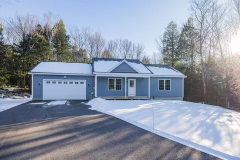 42 Redwood Ln, Sanford, ME 04073