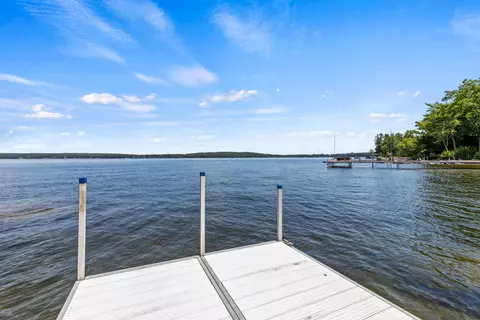 29 Rusty Rd, Raymond, ME 04071