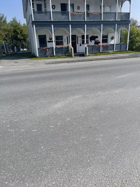 566 Main St, Van Buren, ME 04785