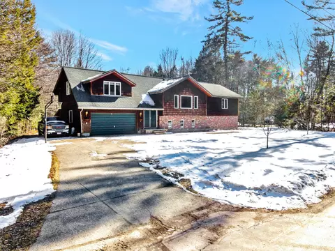 6 Lady Slipper Ln, Freeport, ME 04032