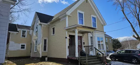 3 Butler Ct, Waterville, ME 04901