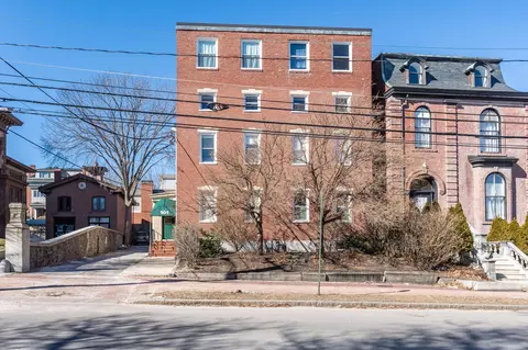 101 Danforth St #5, Portland, ME 04101