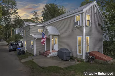31 Linden Ave, Old Orchard Beach, ME 04064