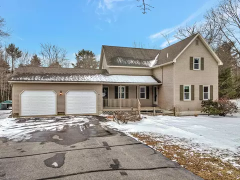 27 Overlook Dr, Berwick, ME 03901