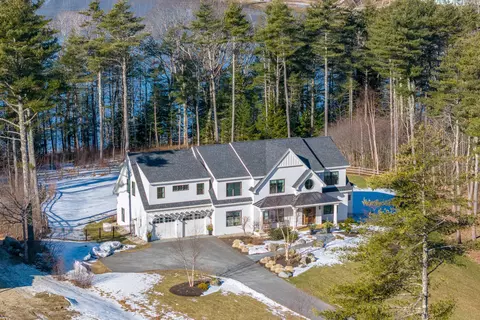 96 High Winds Dr, Yarmouth, ME 04096