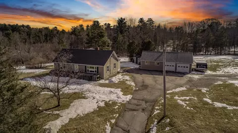 579 Western Ave, Hampden, ME 04444