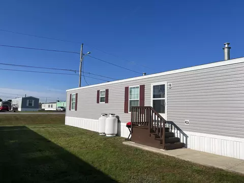 23 Scarponi Dr, Brunswick, ME 04011