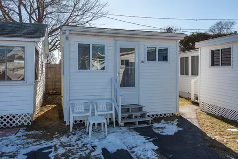 337 Long Sands Rd #15, York, ME 03909
