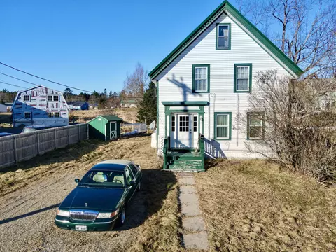 149 Court St, Machias, ME 04654