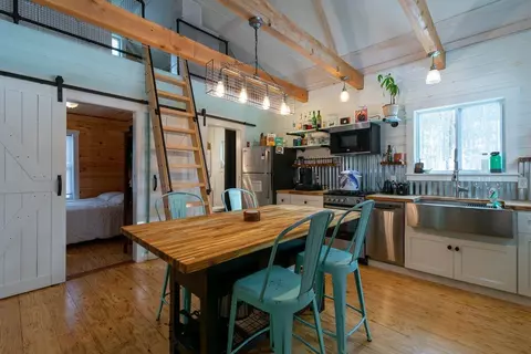 7 Flanders Rd, Northport, ME 04849