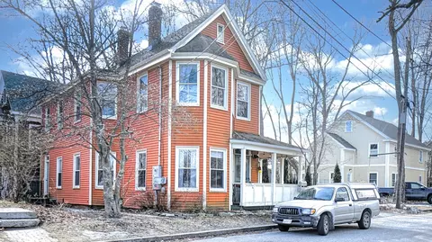 52 Ashmont St, Portland, ME 04103