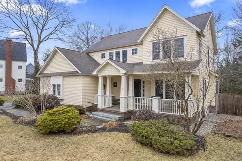 21 Cross Hill Rd, Cape Elizabeth, ME 04107