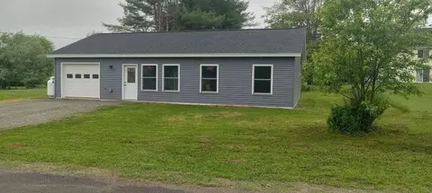 112 Fairview St, Pittsfield, ME 04967