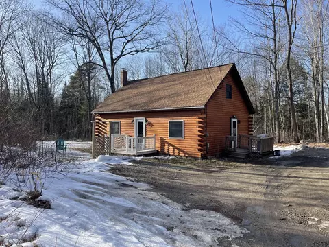 999 River Rd, Brunswick, ME 04011