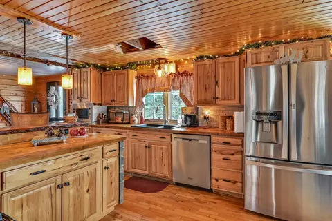 23 Goose Haven Dr, Eustis, ME 04936