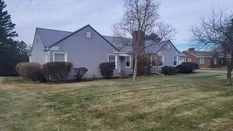 53 Madison Ave, Brewer, ME 04412